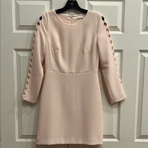 Club Monaco Elegant Cream Dress with Unique Sleeve Design